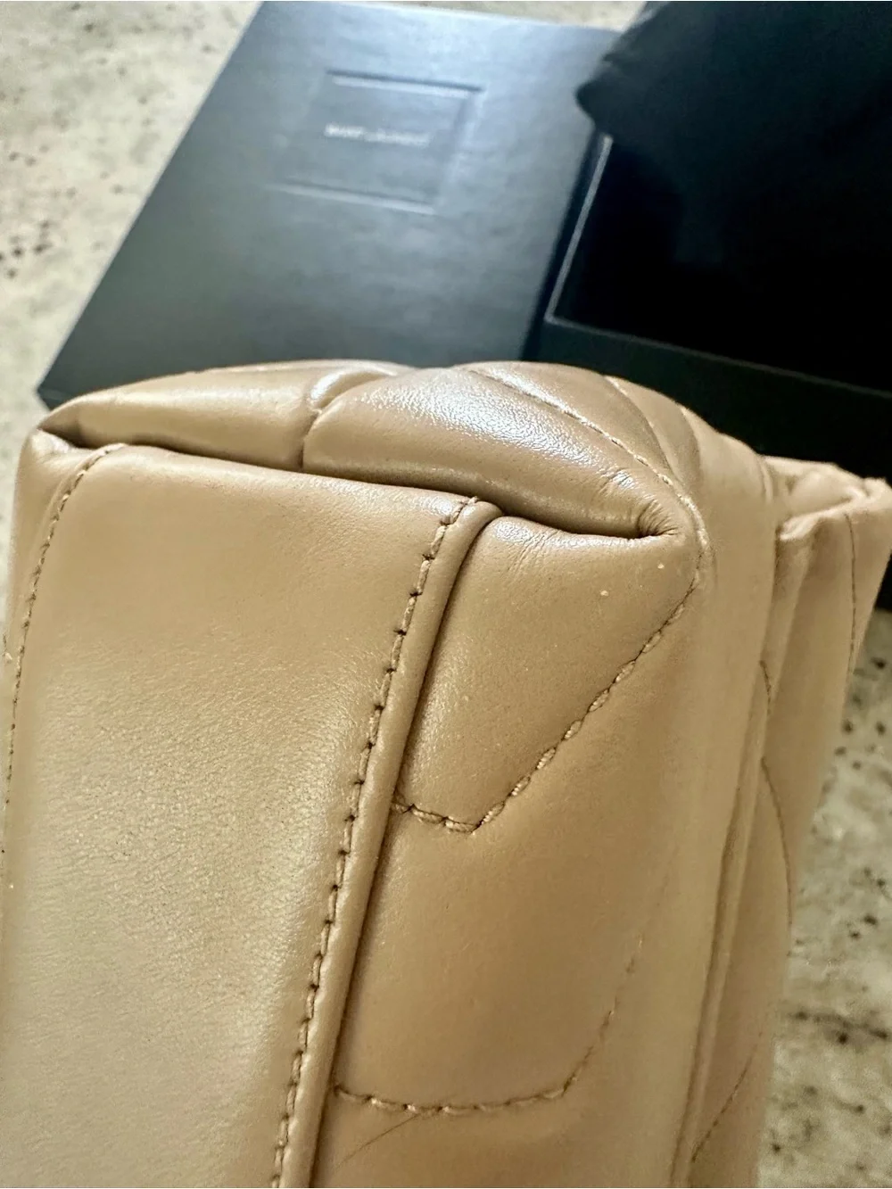 Saint Laurent no callouts